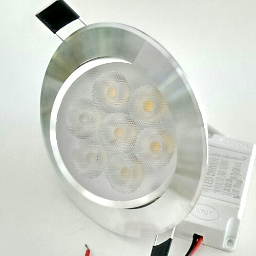 7W LED ЛУНA за Вграждане Студена Светлина 6500К