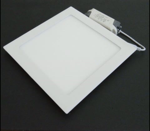 24W LED Панел за Вграждане Квадратен -3000К Топло Бяла Светлина